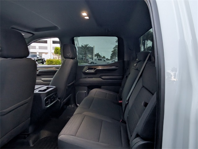 Vehicle image 9 of 26