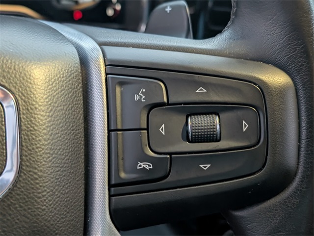 Vehicle image 19 of 26