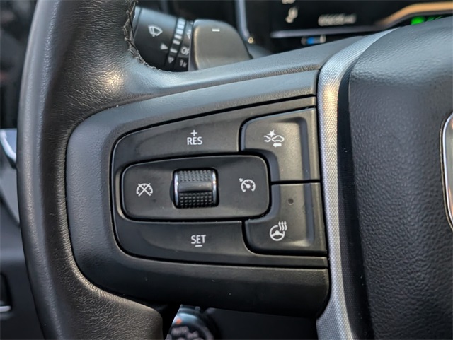 Vehicle image 20 of 26