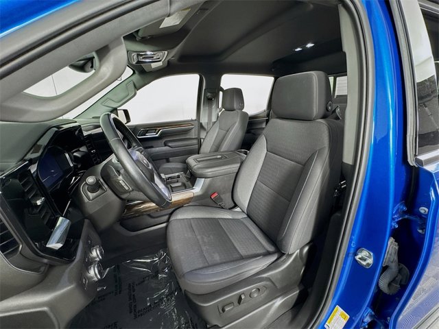 Vehicle image 13 of 20