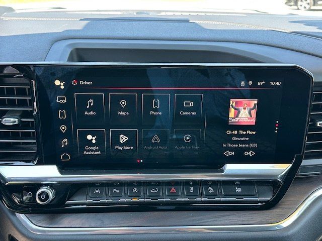 Vehicle image 19 of 42