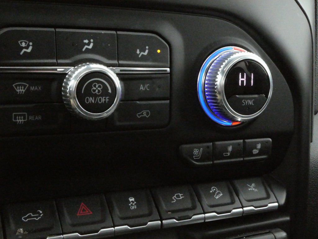 Vehicle image 28 of 43