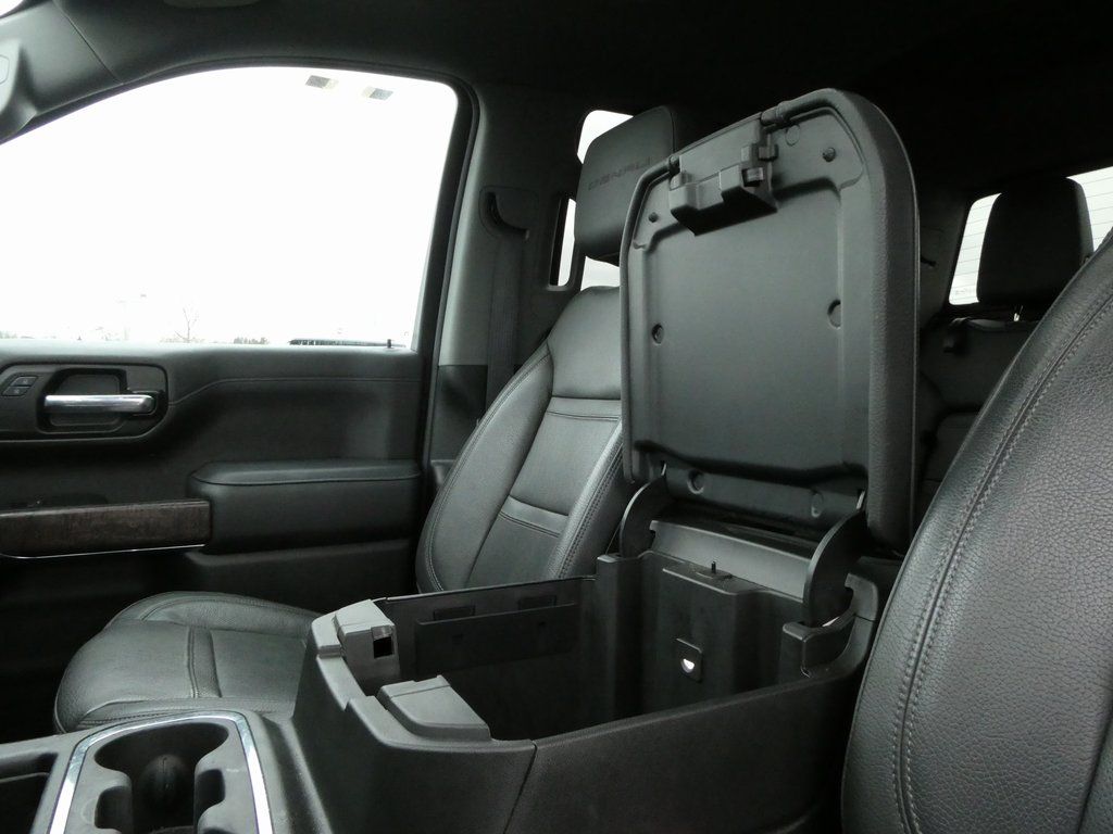 Vehicle image 15 of 43