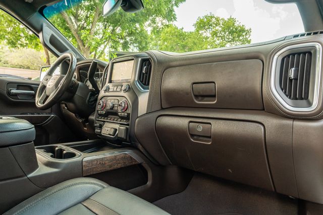 Vehicle image 46 of 48
