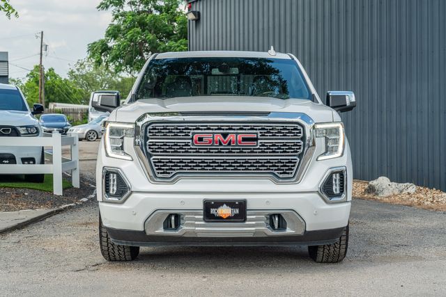 Vehicle image 2 of 48