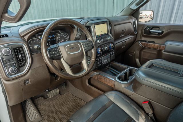 Vehicle image 23 of 48