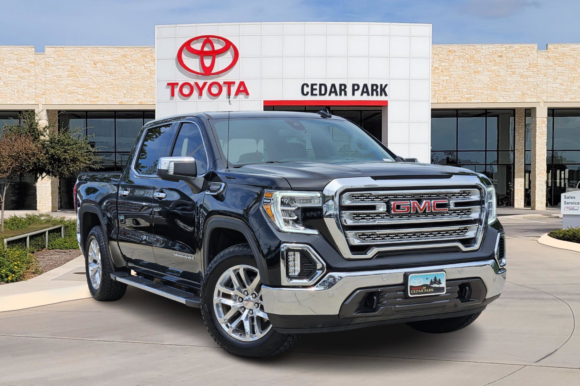 Vehicle image 2 of 22