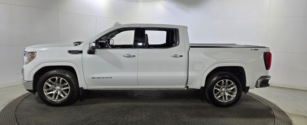 Vehicle image 8 of 41