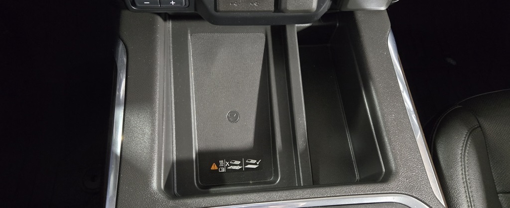 Vehicle image 17 of 41