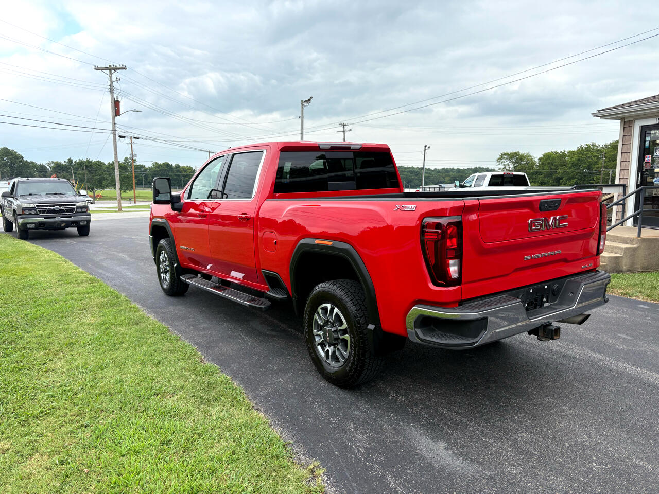 2022 GMC Sierra 2500HD SLE Image 6 of 26