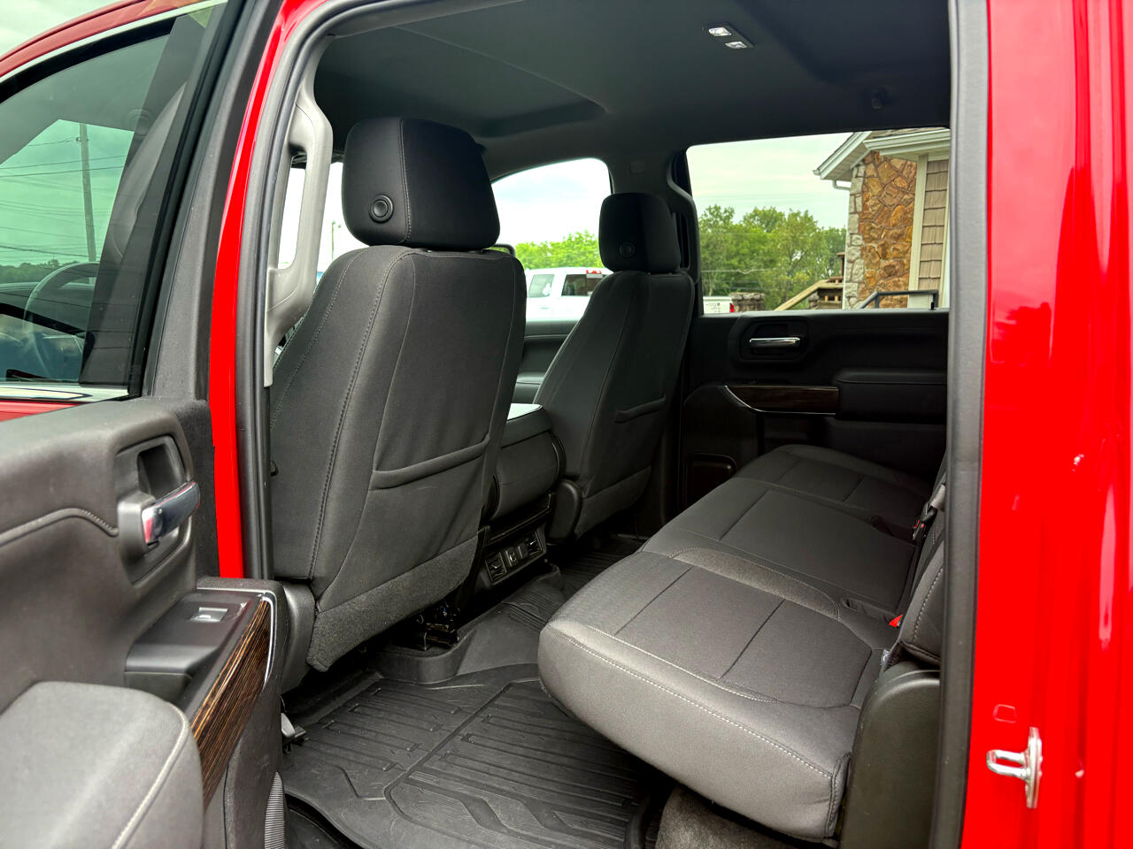 2022 GMC Sierra 2500HD SLE Image 10 of 26