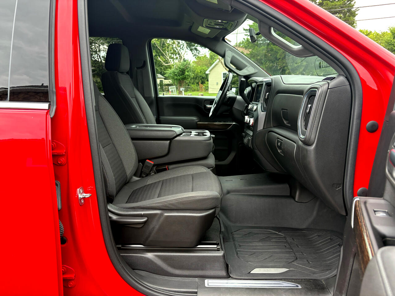 2022 GMC Sierra 2500HD SLE Image 11 of 26