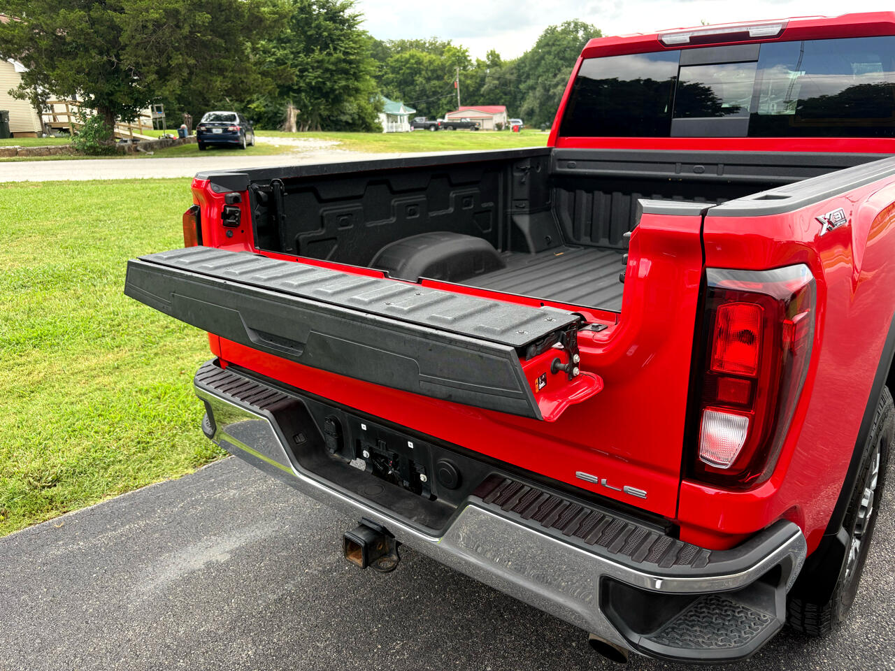 2022 GMC Sierra 2500HD SLE Image 8 of 26