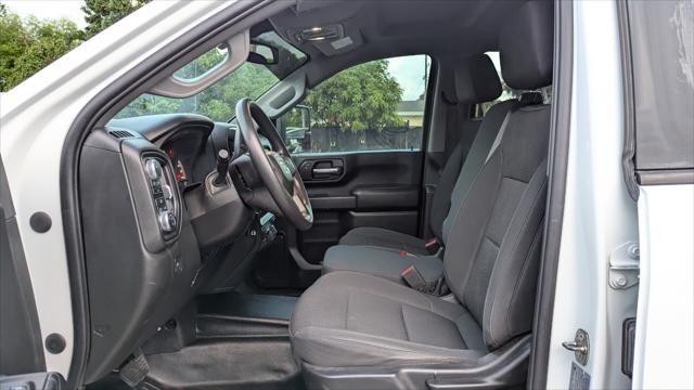 2022 GMC Sierra 2500HD Pro Image 14 of 29