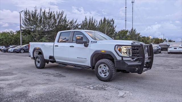 2022 GMC Sierra 2500HD Pro Image 4 of 29
