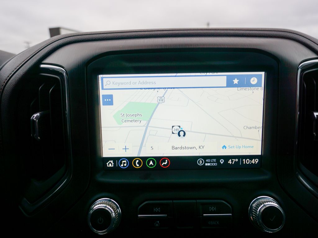 2022 GMC Sierra 2500HD AT4 Image 22 of 41