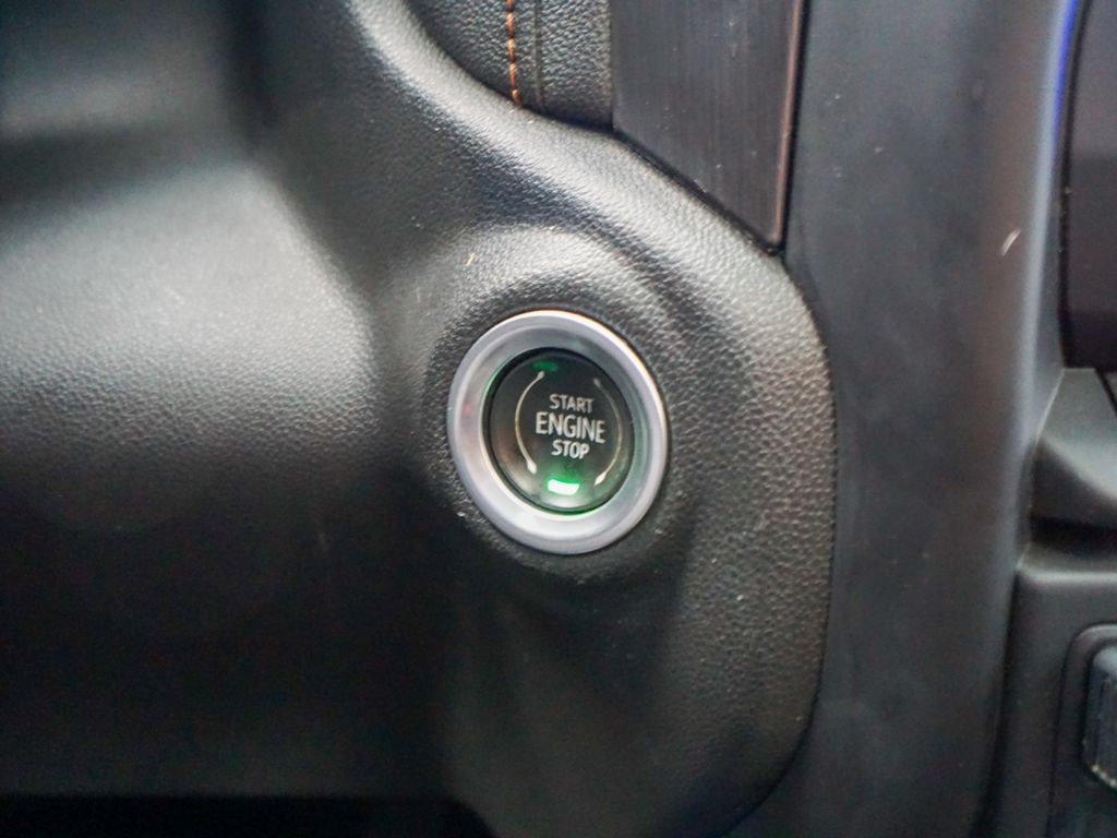 2022 GMC Sierra 2500HD AT4 Image 34 of 41