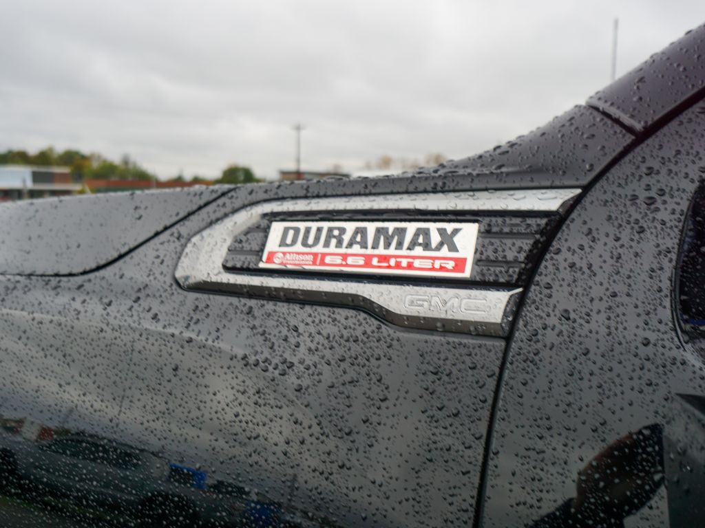 2022 GMC Sierra 2500HD AT4 Image 30 of 41