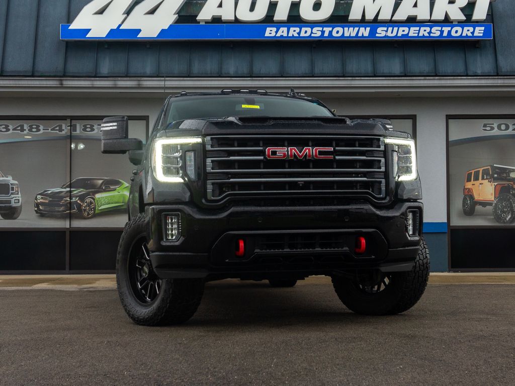 2022 GMC Sierra 2500HD AT4 Image 8 of 41