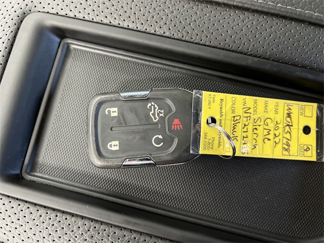 Vehicle image 22 of 29
