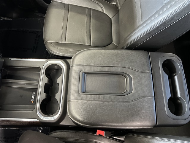 Vehicle image 19 of 29