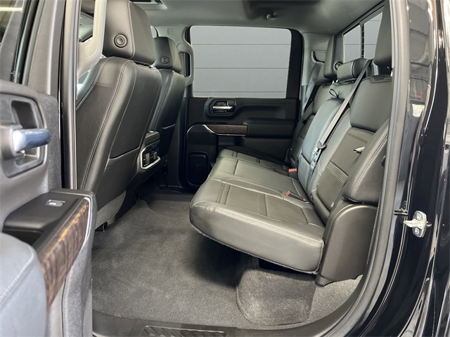 Vehicle image 13 of 29
