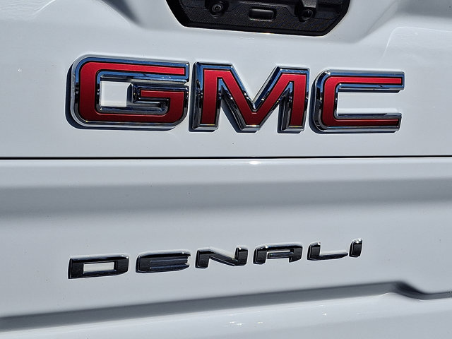 2022 GMC Sierra 2500HD Denali Image 34 of 35