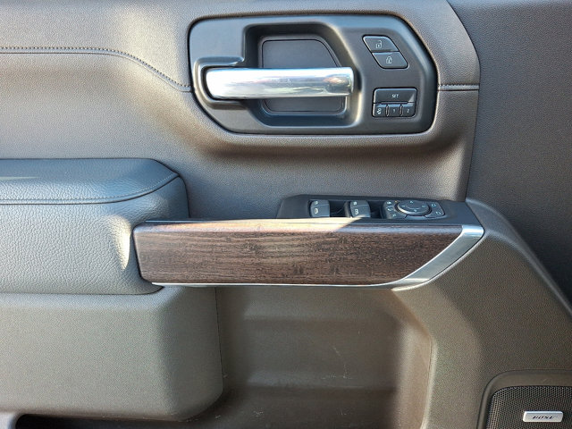 2022 GMC Sierra 2500HD Denali Image 22 of 35