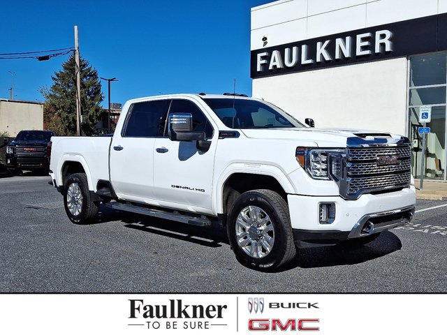 2022 GMC Sierra 2500HD Denali Image 3 of 35