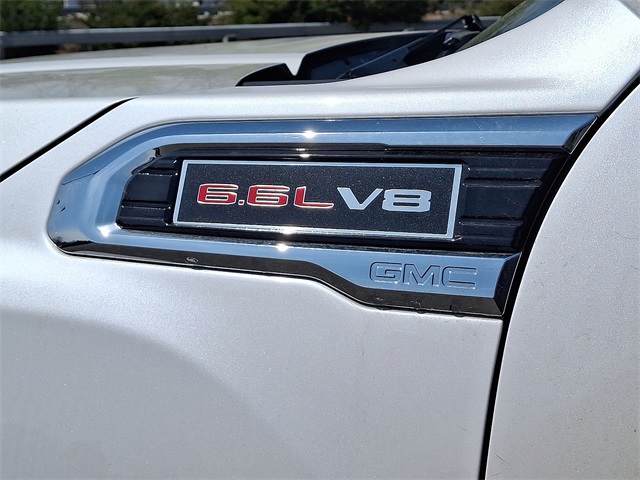 2022 GMC Sierra 2500HD Denali Image 39 of 41