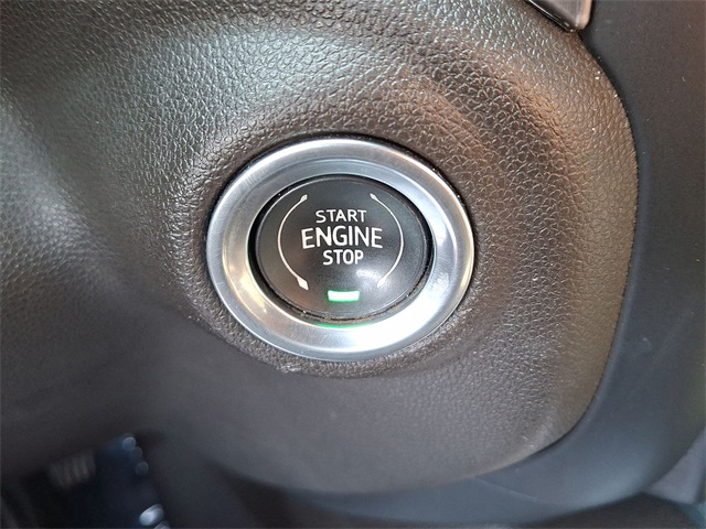 2022 GMC Sierra 2500HD Denali Image 32 of 41