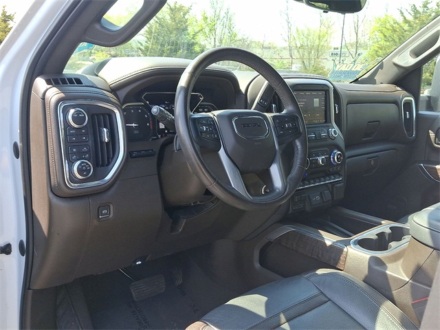 2022 GMC Sierra 2500HD Denali Image 22 of 41