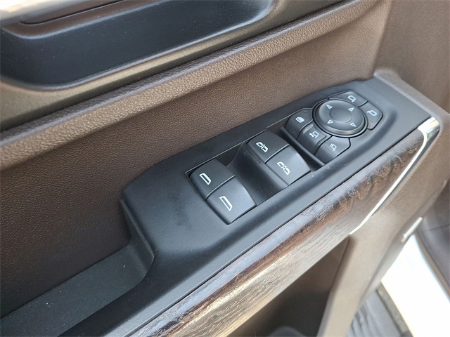 2022 GMC Sierra 2500HD Denali Image 35 of 41