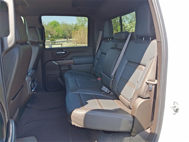 2022 GMC Sierra 2500HD Denali Image 18 of 41