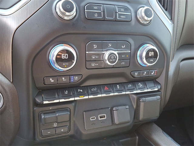 2022 GMC Sierra 2500HD Denali Image 38 of 41