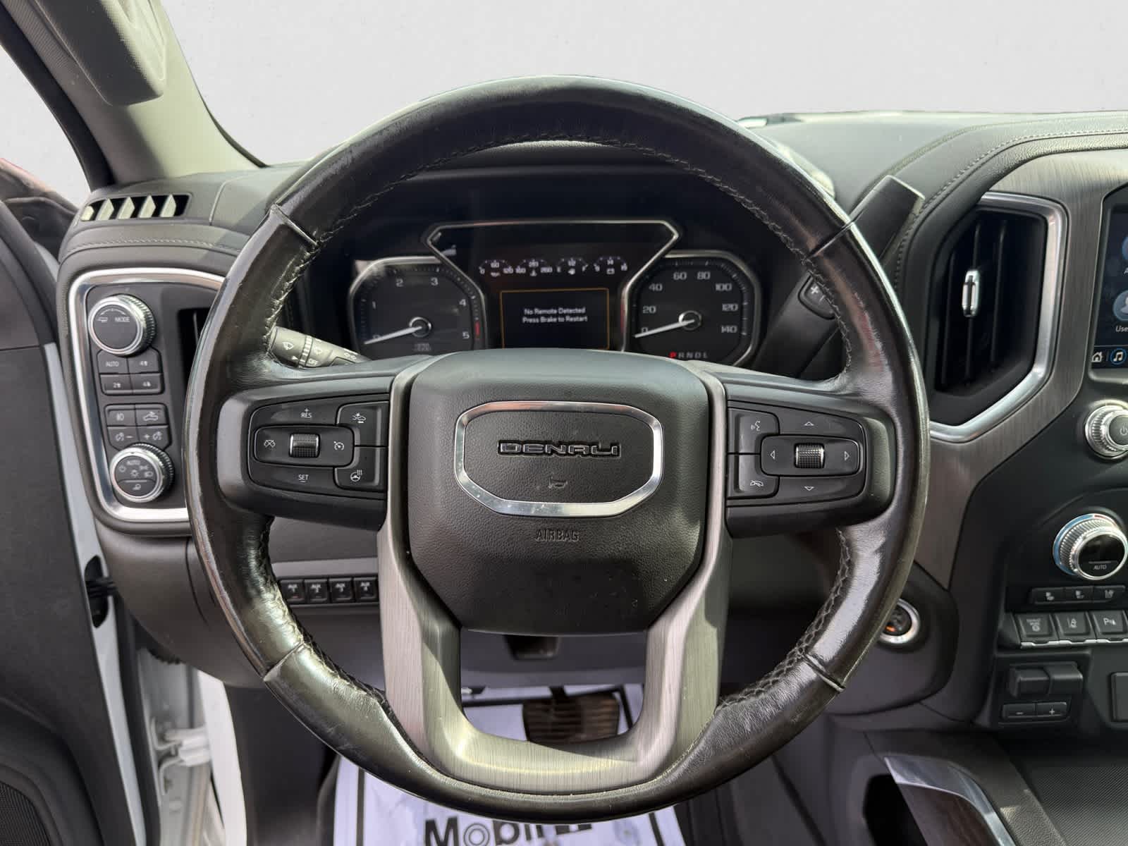 2022 GMC Sierra 2500HD Denali Image 23 of 29