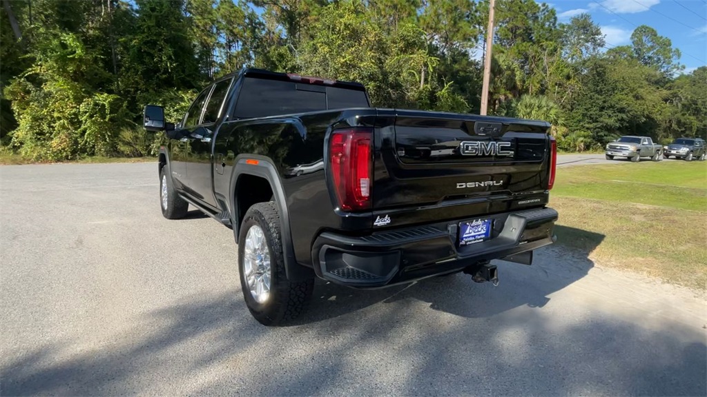 2022 GMC Sierra 2500HD Denali Image 8 of 39