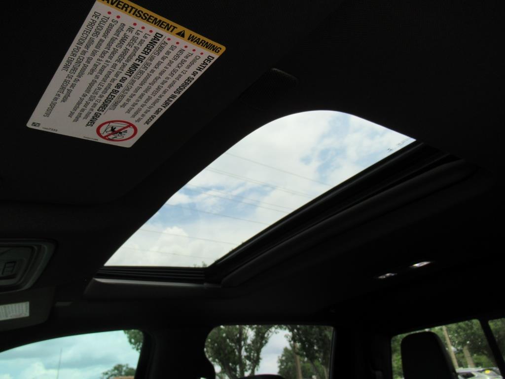 2022 GMC Sierra 2500HD Denali Image 28 of 34