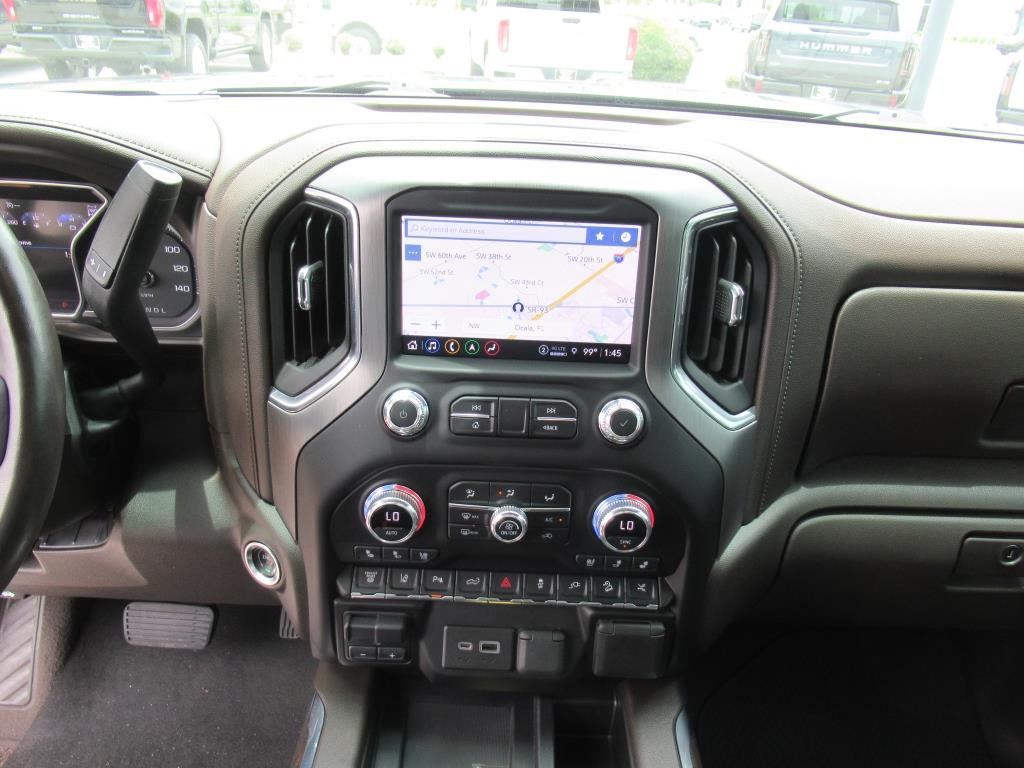 2022 GMC Sierra 2500HD Denali Image 22 of 34