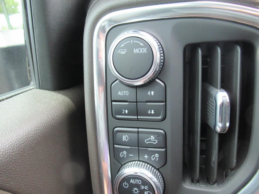 2022 GMC Sierra 2500HD Denali Image 29 of 34