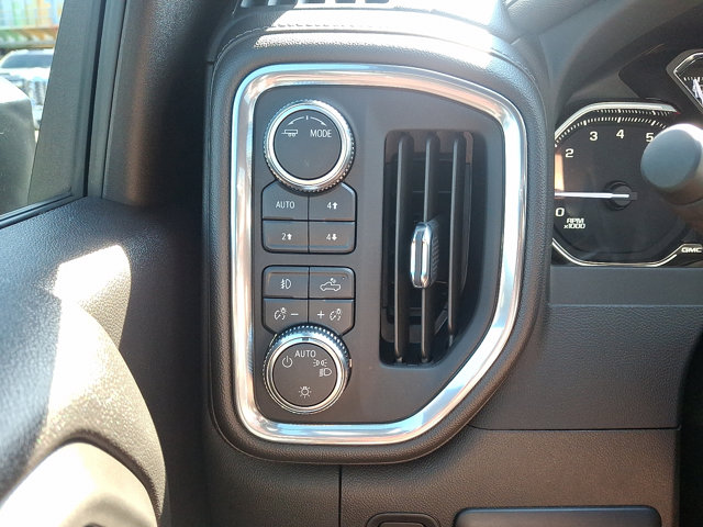 2022 GMC Sierra 2500HD SLE Image 17 of 31