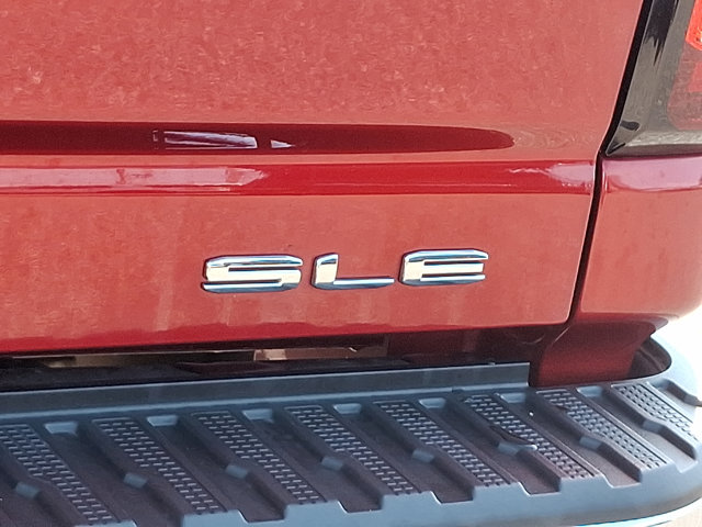 2022 GMC Sierra 2500HD SLE Image 11 of 31