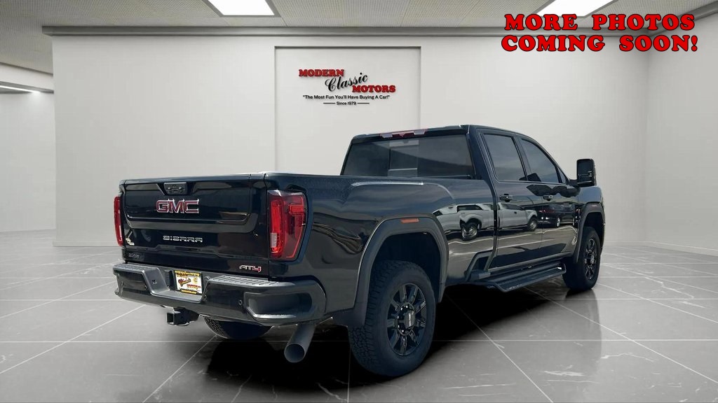 Vehicle image 5 of 8
