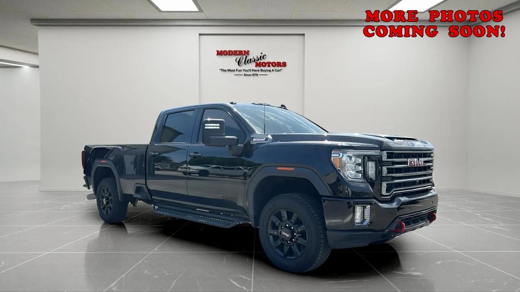 Vehicle image 3 of 8