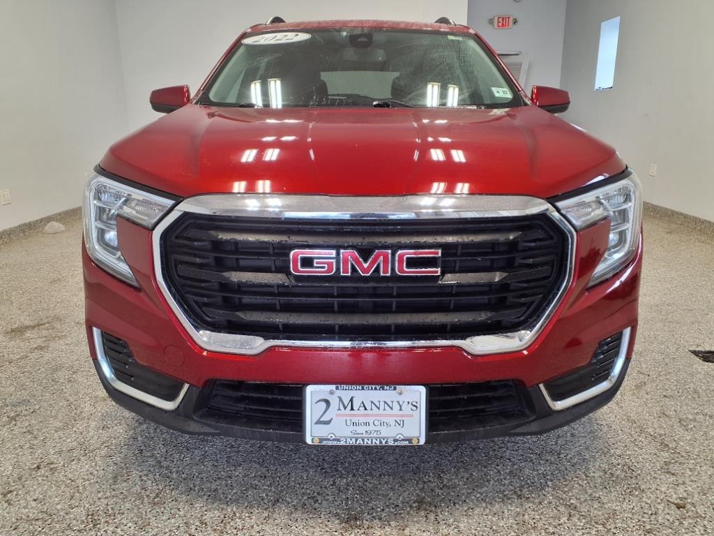 Vehicle image 2 of 23