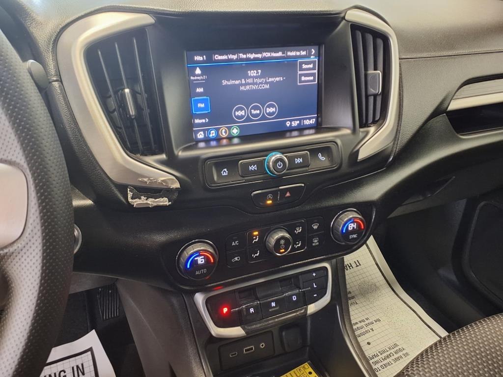 Vehicle image 18 of 23