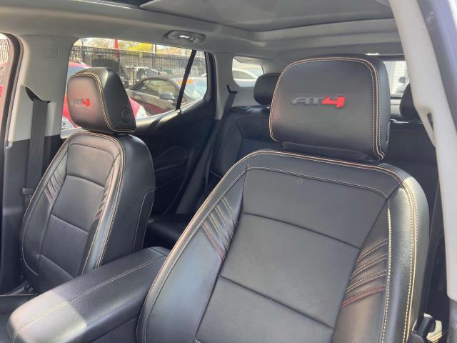 Vehicle image 8 of 34