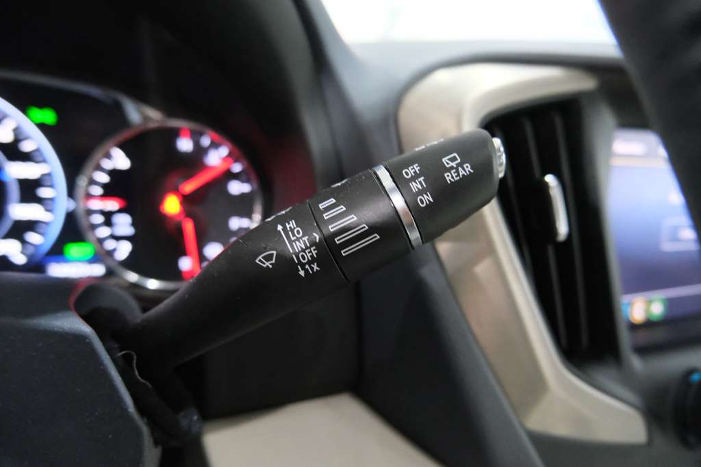 2022 GMC Terrain Denali Image 30 of 45