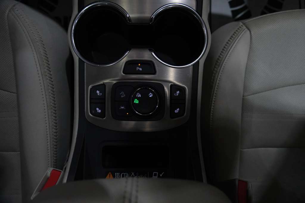 2022 GMC Terrain Denali Image 27 of 45