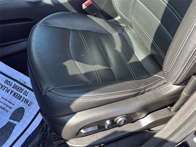 2022 GMC Terrain Denali Image 30 of 35